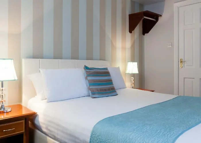 Amberley House By Thekeycollections Aparthotel Dublin